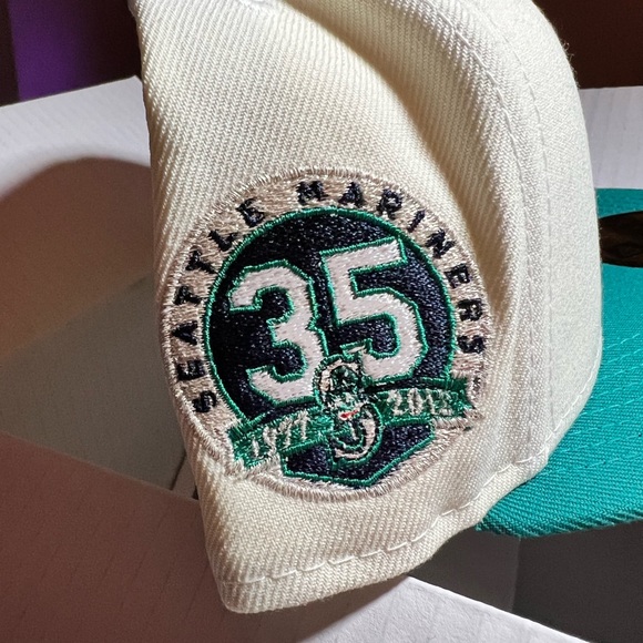 Exclusive New Era 59Fifty White Dome Seattle Mariners 35th Anniversary Patch Hat - Picture 7 of 7